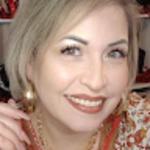 Meet your Posher, Hortencia